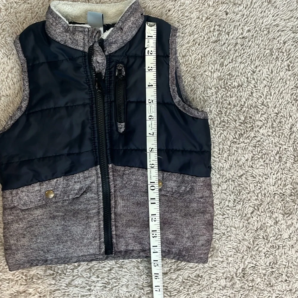 Little Lad 3T black and brown puffer vest. Great condition